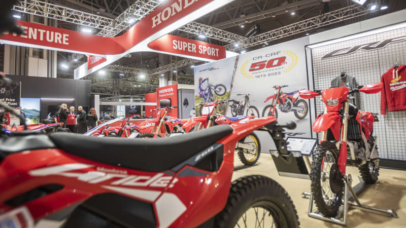 Unveiled at EICMA「23YM HONDA FORZA 350」